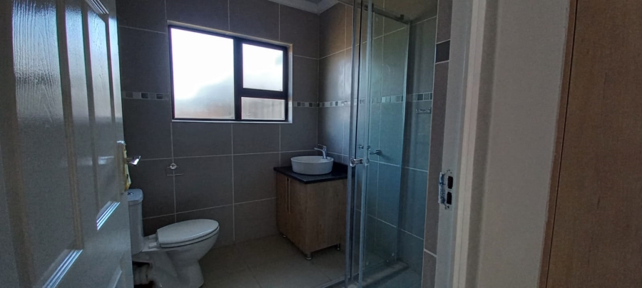 To Let 3 Bedroom Property for Rent in Heidedal Free State